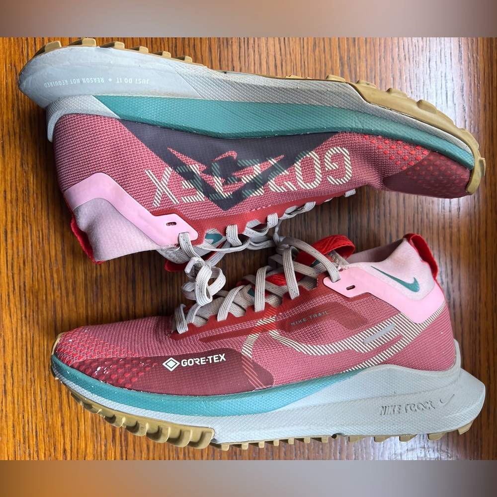 WMNS REACT PEGASUS TRAIL 4 GORE-TEX 'CANYON RUST size 8